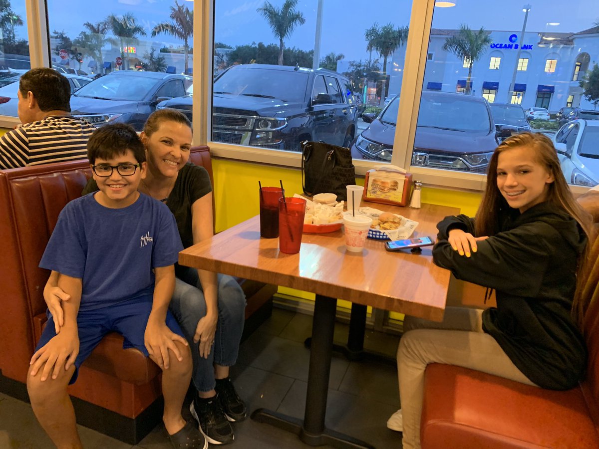 btelementary's tweet photo. Fundraising never tasted so good!! Thank you to everyone that stopped by Pei-Wei and Coldstone for dinner and dessert! #ohtheplaceswewillgoatbte #eseweek @miamisup @MDCPS @MDCPS https://t.co/uIeGxdrFgv