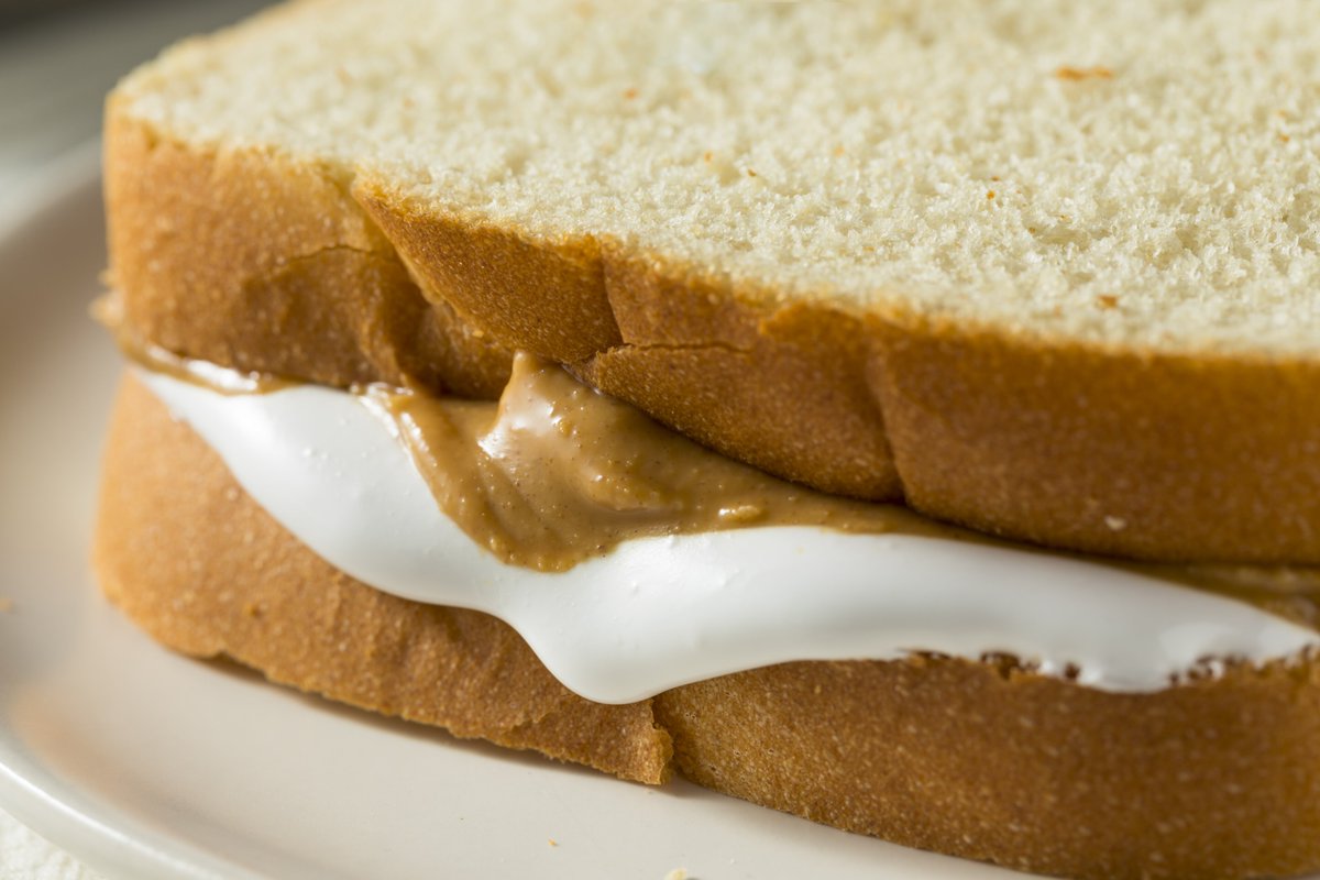 HHS_ViralHep's tweet image. Remember Fluffernutter sandwiches? Marshmallow cream and peanut butter spread on white bread. If this memory makes your mouth water, you are the right age to get tested for #HepC. Learn more at hhs.gov/hepatitis/lear… . #NationalFluffernutterDay