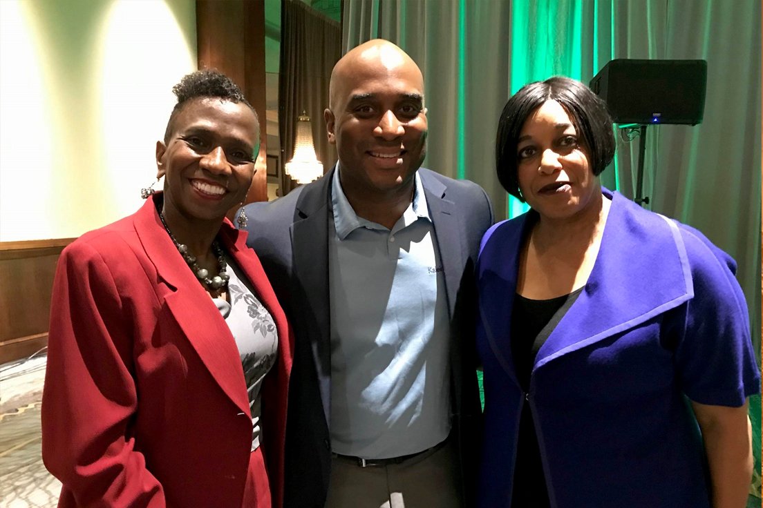 At #CHC19's Executive Summit, Cie Armstead, DBA, our director, diversity and inclusion and <a href="/CletisEarle/">Cletis Earle</a>, of <a href="/KaleidaHealth/">Kaleida Health</a>, discussed how #diverse leadership in #healthcare can support equity of care.  Moderator: Andrea Hendricks, EdD, @Cerner.