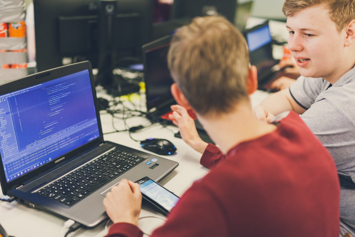 Devhouse Spindle tweet media