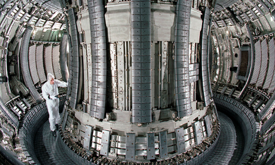 EVANVAERENBERGH's tweet photo. Le miracle de la «fusion nucléaire» se rapproche!
C'est tout de même incroyable de devoir trouver cette info majeure sur les médias asiatiques! Pouquoi cela ne fait pas la première pages de JT en 🇪🇺? Immense message d'espoir pour le futur de l'humanité! https://t.co/brKtP2WBEA https://t.co/oKcw4iTIhr