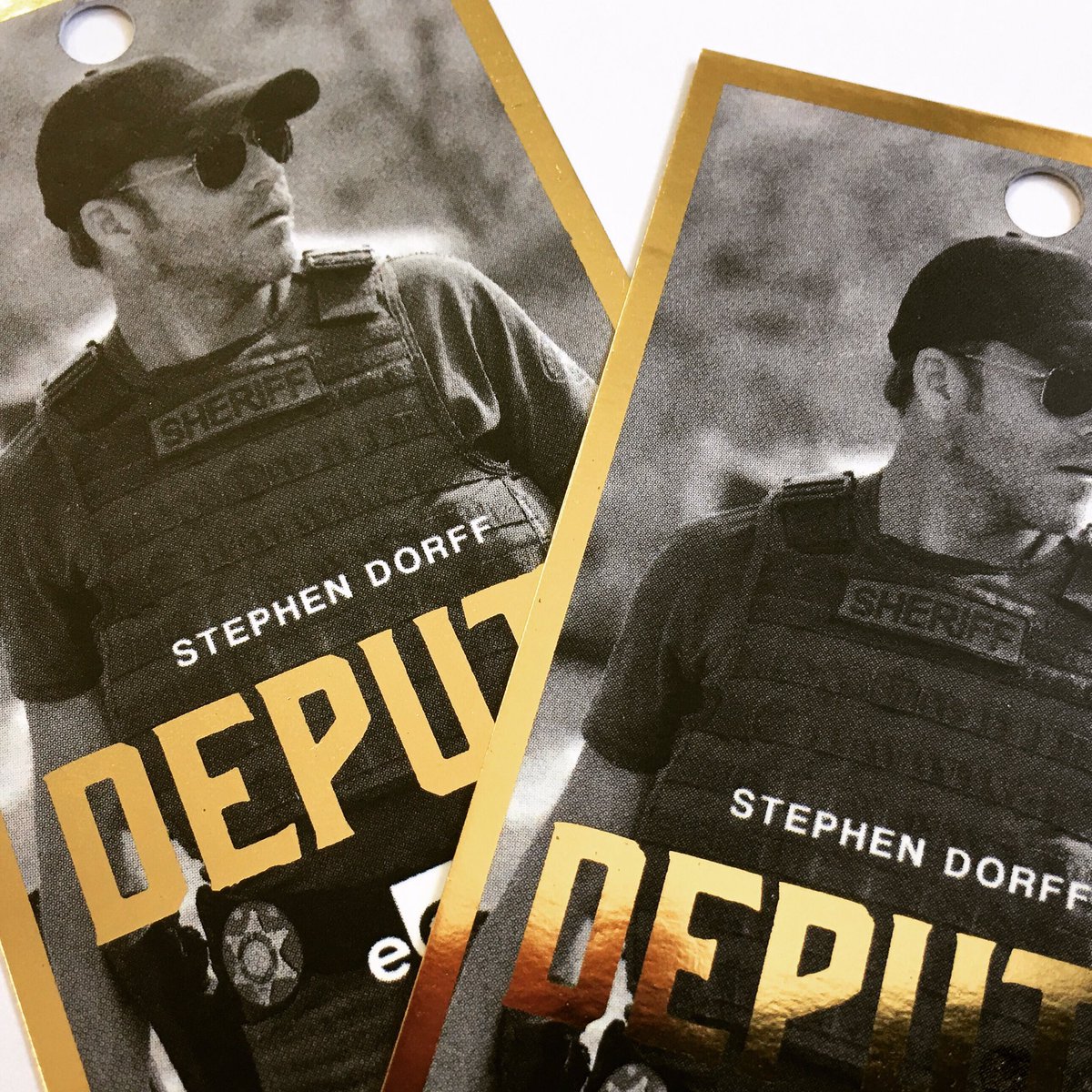 avenue_printing's tweet photo. Gold Foiling helps bring a little more attention to you #goldfoil #printing #promotionalprint https://t.co/MKk1Opoo1c