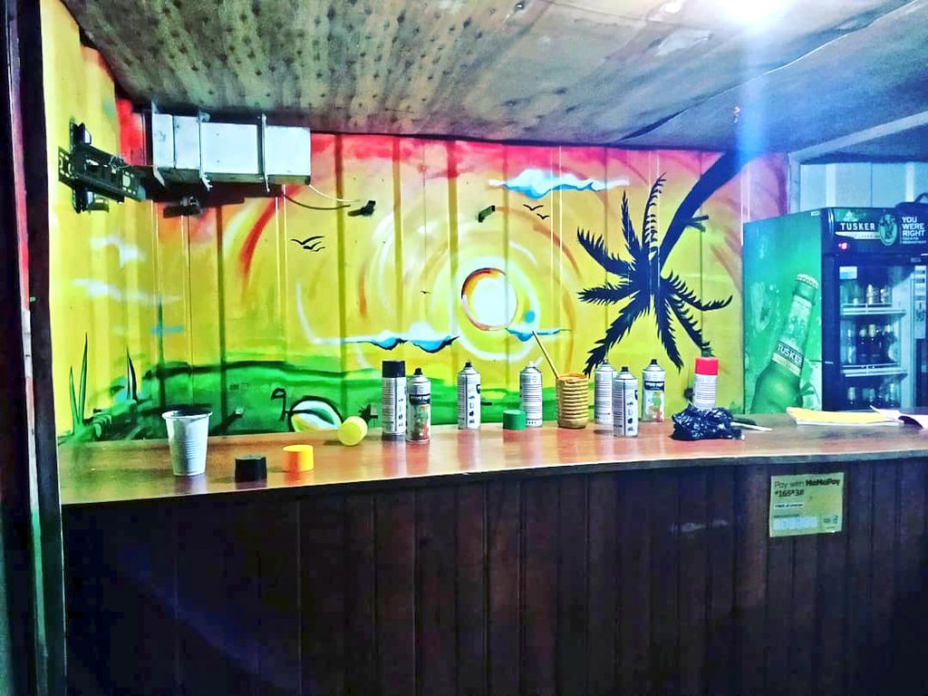 BeautifyingSpa1's tweet photo. #BeautifyingSpaces #CarribeanTheme #ContainerDesign #BarandRestaurant  #CoffeeAndMo #Naalya  🌴🌴🏖️🏝️ https://t.co/YBZDQCque6