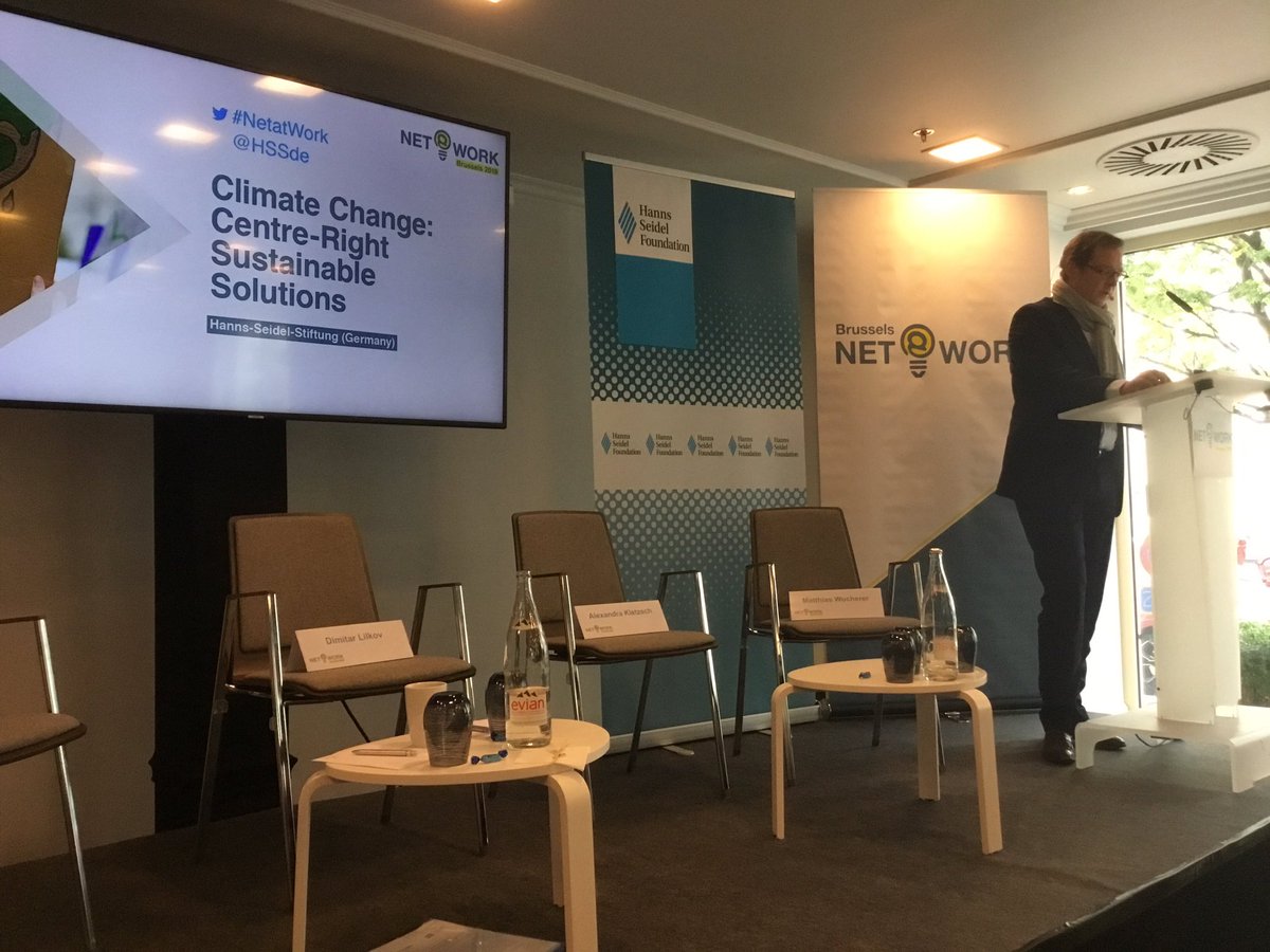 MartensCentre's tweet photo. Round 3/4 of our #NetatWork panels is about #ClimateChange in Bavaria, with the support of the @HSSde moderated by @D_Lilkov, and kicked-off with an ambitious speech by Martin Huber from the @CSU Working Group on Environmental Protection and Regional Development. https://t.co/aDYUmolol7