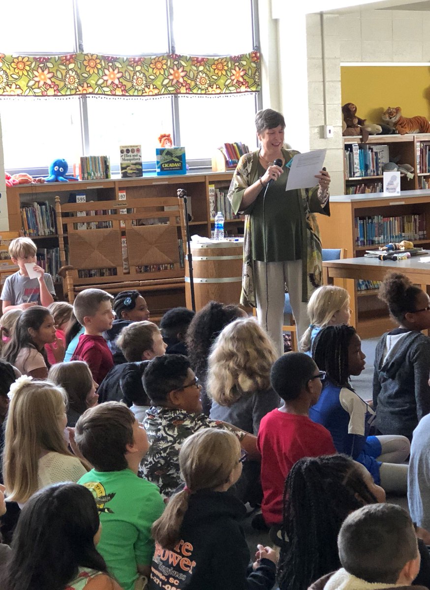 WellfordAcademy's tweet image. Students enjoyed meeting author Melinda Long yesterday in the library.  The teachers even got to have some fun with her!  @MelindaLong14 #howibecameapirate #WArocks #weareD5