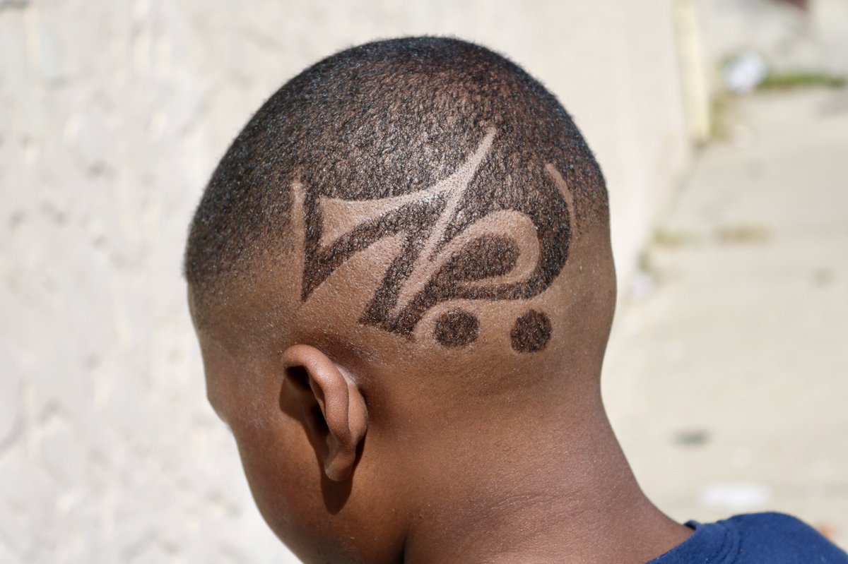 Frank_TheBarber's tweet photo. It’s going to be AWESOME today to get back to what I love to do..💈#freestyledesign #kidscuts #lovethekids #designkidscuts #phingerprint #phillybarber https://t.co/TqTat2b8bp