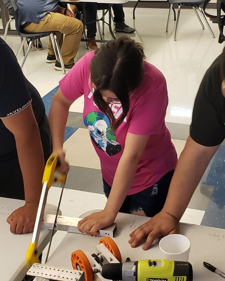psjaSWrobotics's tweet photo. #FRC6830 Had an awesome practice yesterday. Work on the drive train, Synthesis program thanks to @autodesk and worked on a business plan #omgrobots #PSJARobotics #makeitloud #stemsquad #robotics #FIRSTRGV #infiniterecharge #firstrise @firstrgv @psjaisd @PSJA_SnapGirl https://t.co/RG7AGc3OZj