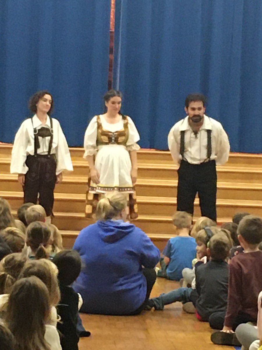 A2earlychild's tweet photo. Thank you to Eberwhite PTO and Mr. Willets for bringing a wonderful production of Toledo Opera to our students.  So Great!!! @A2Eberwhite @ToledoOpera @A2SchoolsSuper https://t.co/aUKo880z9Q