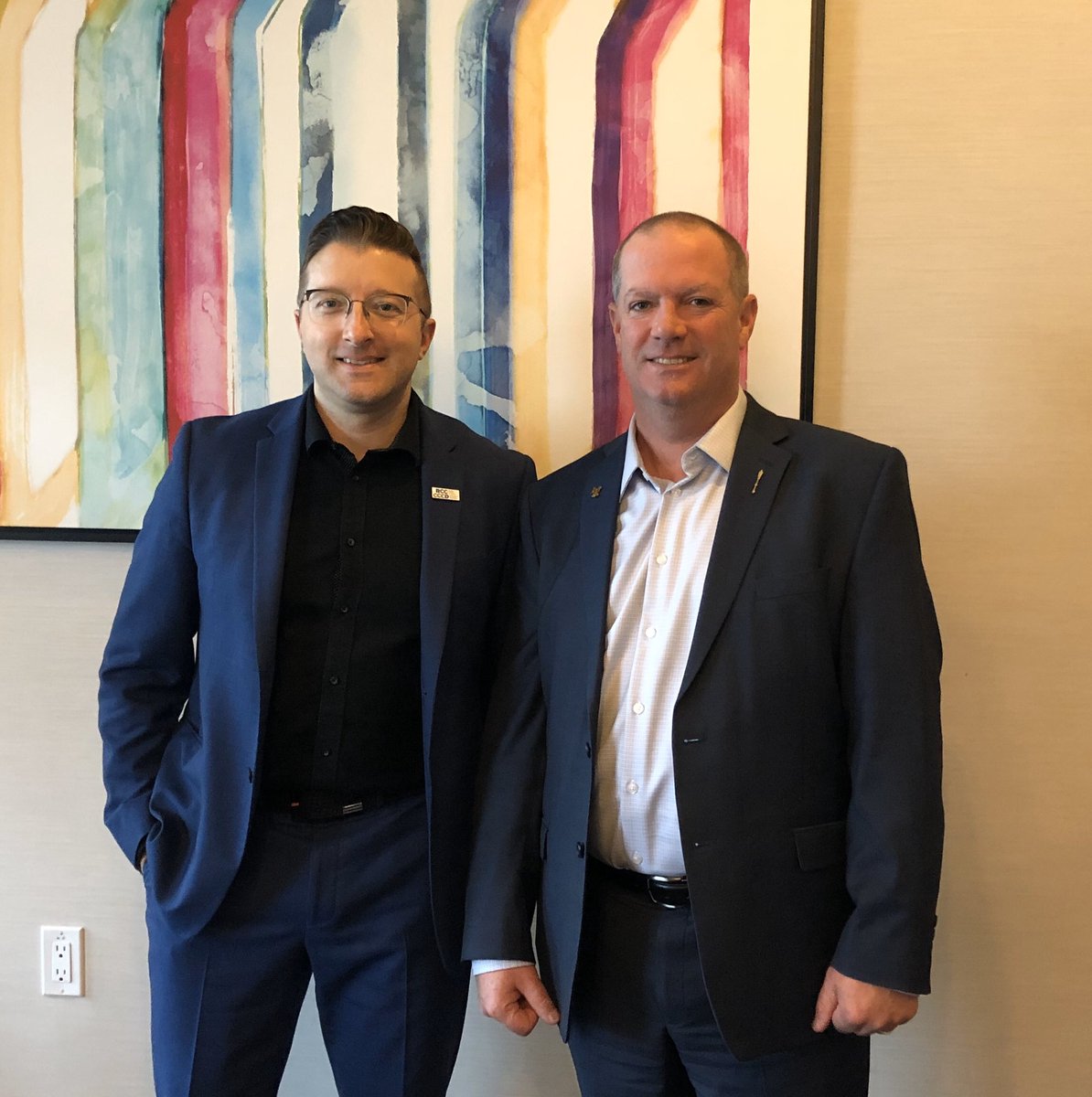 RCCAtlantic's tweet photo. Productive meeting this morning with #NB Min of Envir, Hon.Jeff Carr. Discussed envir stewardship initiatives involving plastics, packaging &amp; extended producer responsibility. Thx Minister &amp; my colleague, Philippe for being so photogenic. @CCCD_Philippe @loveretail @RetailCouncil https://t.co/1v60wtt22d