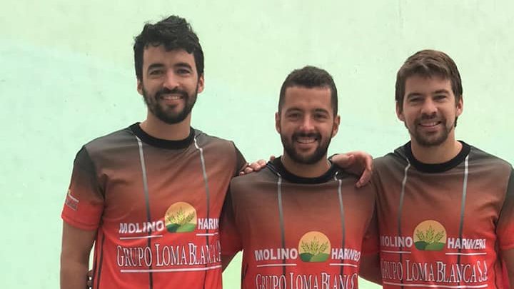 4to Argentino de Trinquete para los Andreasen.
Pelotaris con 4 o + Argentinos de Trinquete desde 1960:
Jorge y Gabriel Villegas 14
E Ross 11
R Ross 6
Cimadamore 6
Defeo 5
Dick 5
D Olite 5
Seheter 5
J Utge 4
A Olite 4
Miro 4
A Villegas 4
Santiago, Sebastian y Facuando Andreasen 4