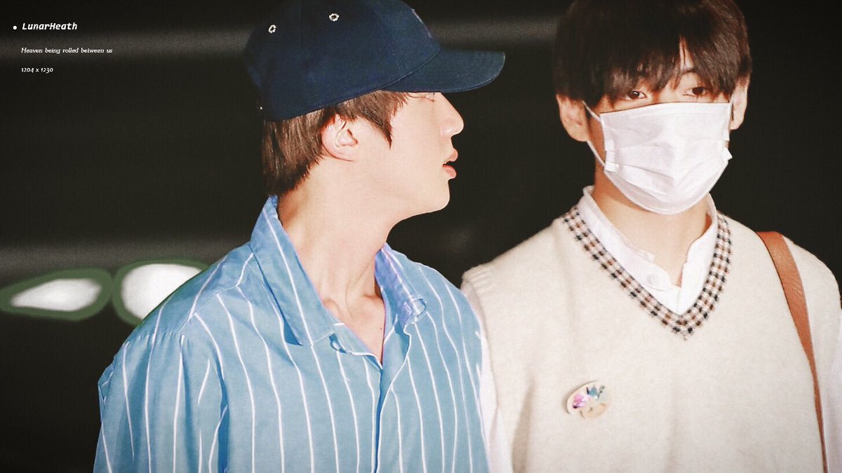 lunarheath_9295's tweet photo. 「HD」191009 ICN🛫️

조금 더 가까워지면  네 손을 잡은 용기가 생길 수 있다 

#Jin #진 #석진 #김석진
#V #뷔 #태형 #TAEHYUNG 
#taejin #vjin @BTS_twt https://t.co/72O6sQF1jW