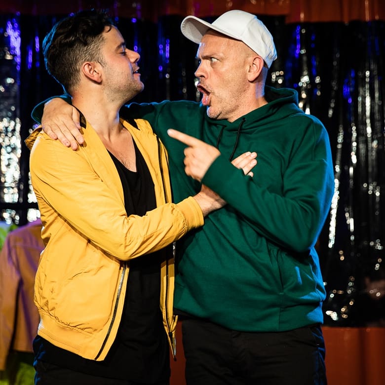 Ticket Update for #MerchantofVenice <a href="/draytonarmsSW5/">Drayton Arms Theatre</a>, the only performance we have tickets left for is Saturday matinee at 3pm, so book now otherwise miss seeing this gem of a play 🎭
Photos by @Veit_Photo