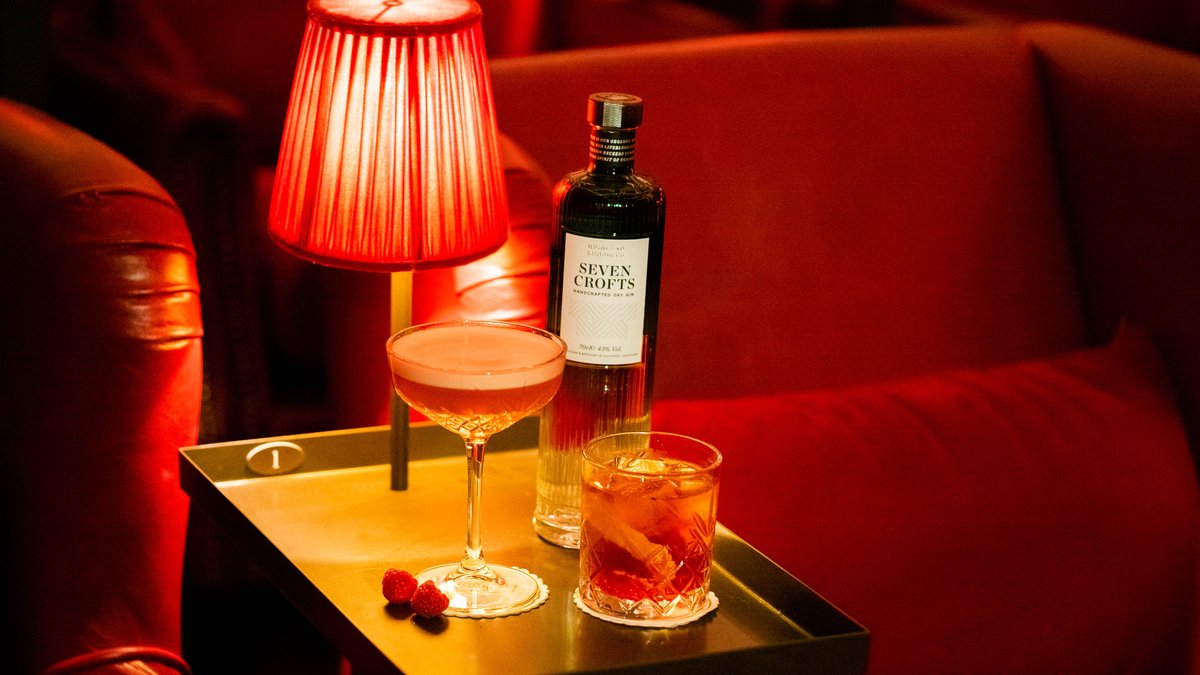 HLCUllapool's tweet photo. Being very civilised with #sevencroftsgin at #ECW19. Photo by WOLL Creatives for Edinburgh Cocktail Week. #gin https://t.co/EfwC2SRKD6