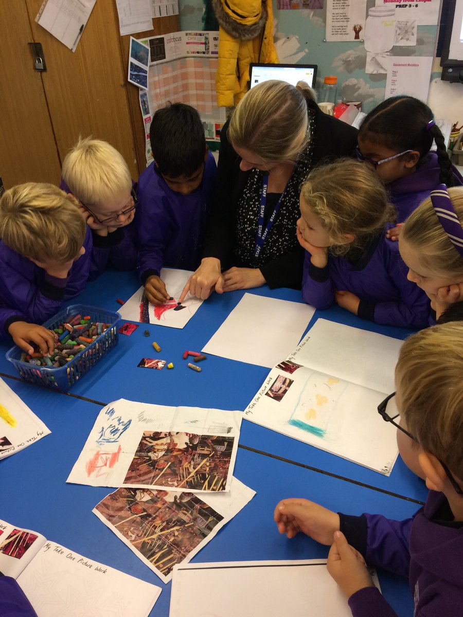 EPSArts's tweet image. A pupil led demonstration to show how to improve and refine a piece! @EPSForm2 #EPSAchieve