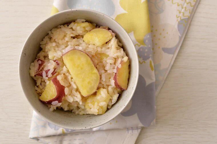 秋に食べたくなる！？「バター醤油さつまいもごはん」の作り方！