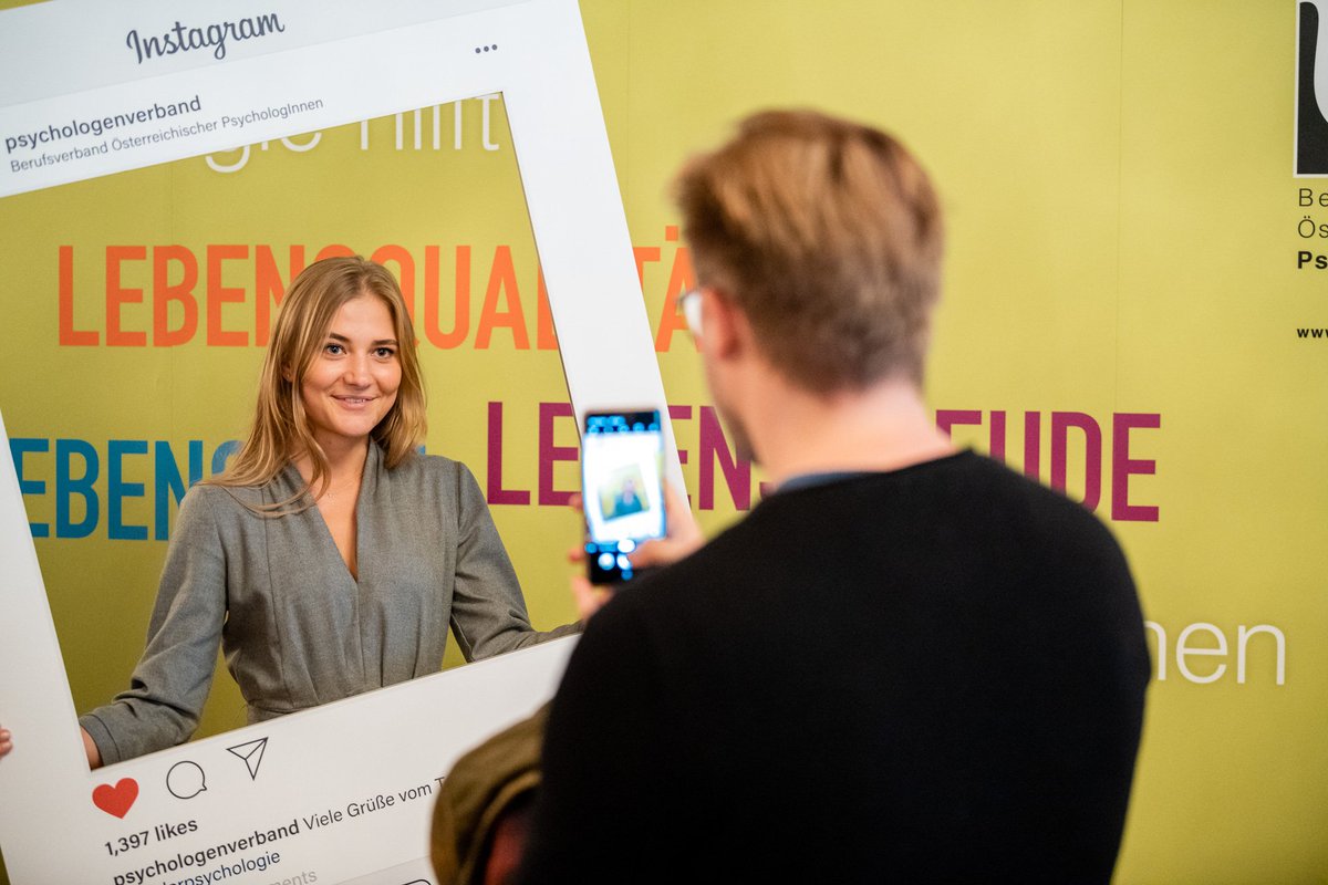 PsychologInnen's tweet photo. Am Samstag haben wir im Wiener Rathaus den Tag der Psychologie, das größte Psychologie-Event Österreichs, veranstaltet. Hier gibt es die schönsten Bilder. 😃📸 Fotocredit: BÖP/Ranger #tdp19 #psychologie #tagderpsychologie #böp https://t.co/5EkLK0GCkY