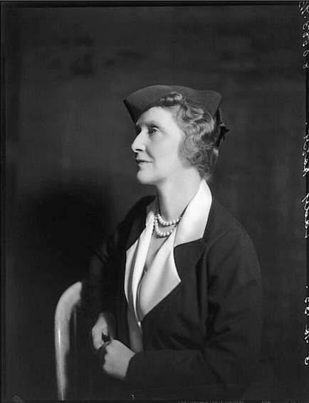 drkatelaw's tweet photo. In our first @WomensHistNet
blog of 2020, Susannah O’Brien gives us a glimpse into Nancy Astor's letters https://t.co/vfNmbqLAvX https://t.co/oxOMAZ8kIT