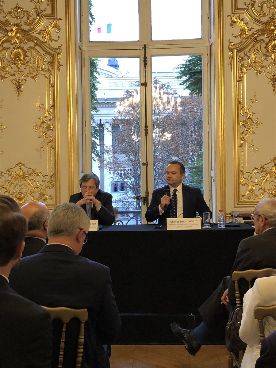 Les_CCE's tweet photo. Petit déjeuner du #ClubCCE à l’hôtel France-Amériques en présence de SE M. Luis Fernando Serra, Ambassadeur du @BresilenFrance : des propos rassurants sur les rapports économiques franco-brésiliens https://t.co/pzOvd6oGXd