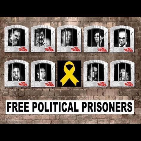 CrisidelsCrisis's tweet photo. @EU_Commission #SpainIsAFascitState #StandUpForCatalonia
#HelpCatalonia #HelpDemocracy https://t.co/YMNdyyEne9