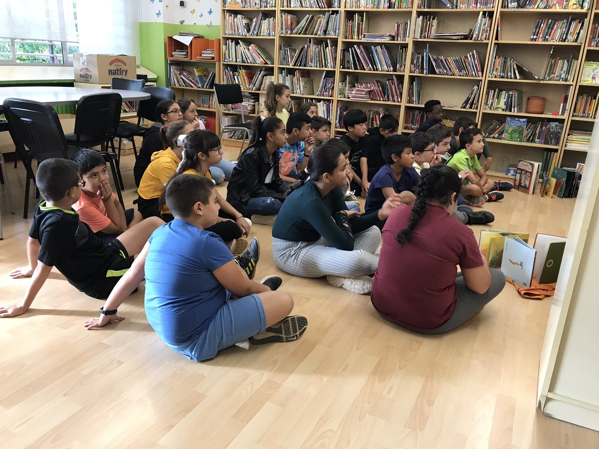 Escola Josep Carner tweet media