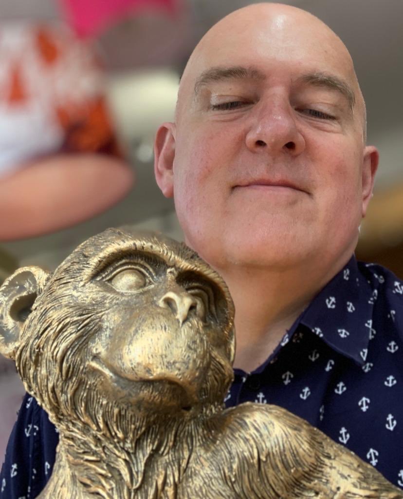 Pop by and check out <a href="/ianmapgiftshop/">ianmapgiftshop</a> ‘s new window display !!! Loads of newness and fun products for the upcoming season #newfriends #ChristmasIsComing