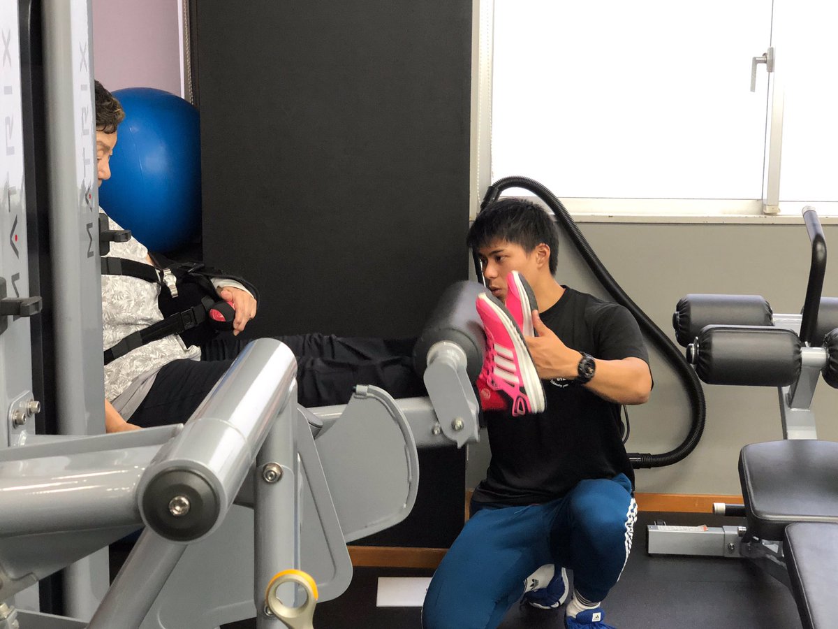 jikeitsr's tweet photo. #水曜パーソナルトレーニング
本日も多くのお客様にご利用いただきました🏋🏻♂️1年生もデビューに向けて、少しずつ準備を進めています✨涼しくなった今の季節から、トレーニングを始めましょう💪🏻学生一同お待ちしてます😁#CLUBTSR #TSRトレーナー #パーソナルトレーニング #トレーニング #ダイエット https://t.co/EPIrd2uEdN