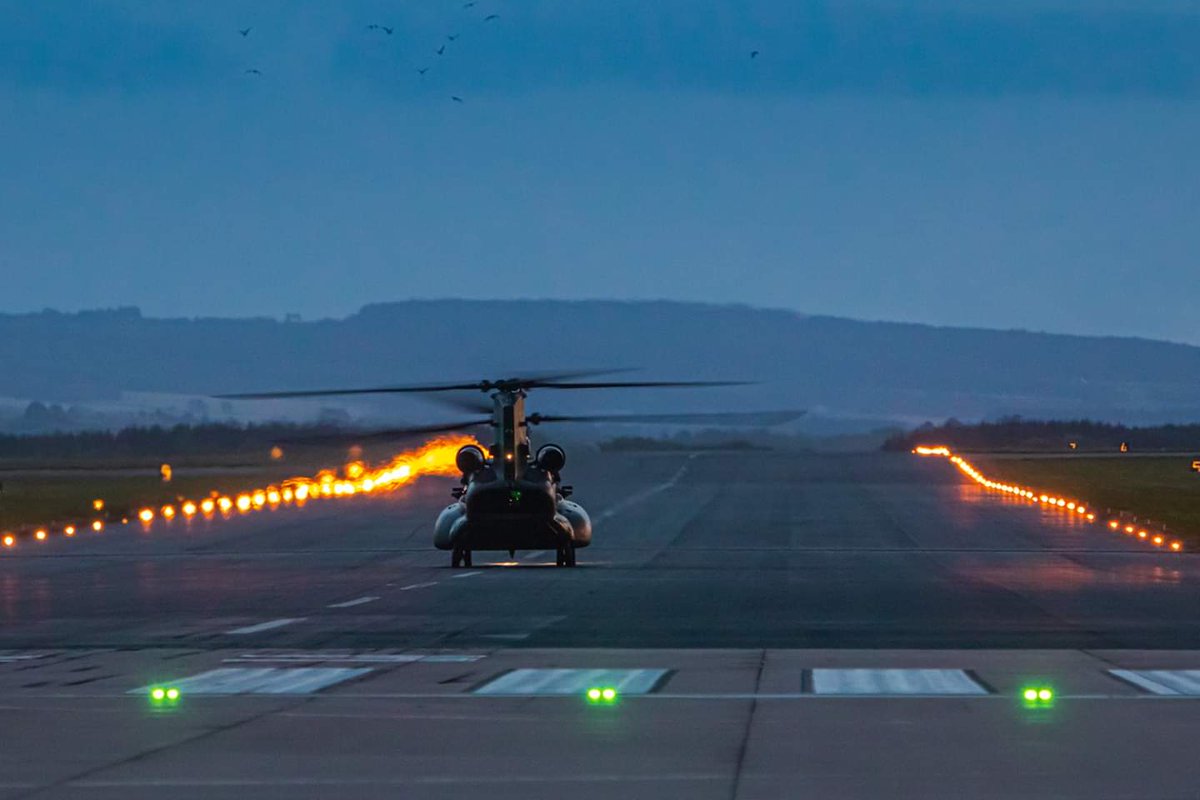 madpix67's tweet photo. @RAFLossiemouth @27_Sqn https://t.co/jBOyhAhzfs
