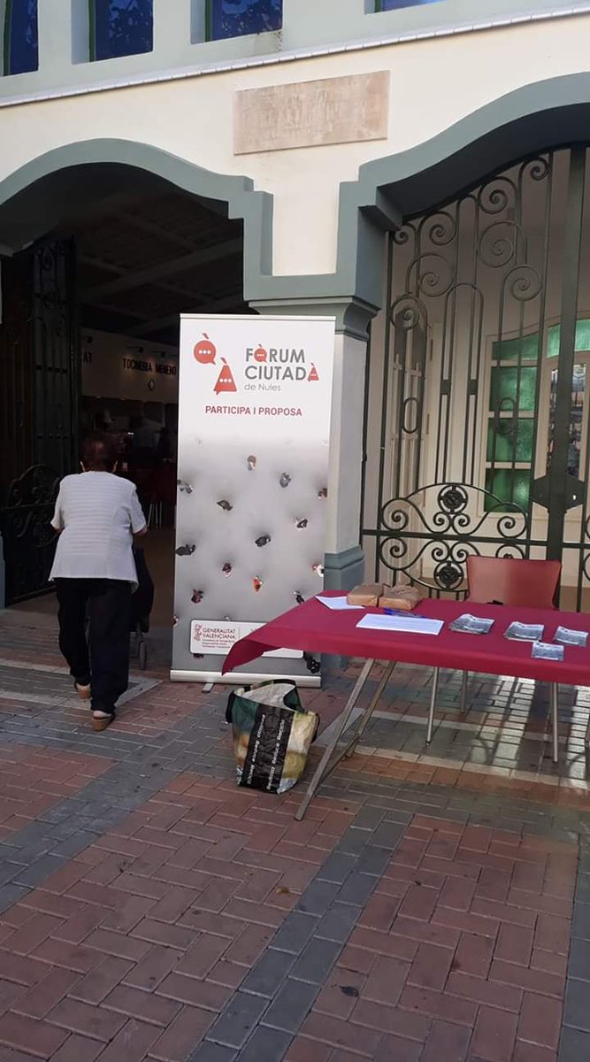 mesnules's tweet photo. El #ForumCiutadà de #Nules arranca hui al Mercat! Acosta't i participa! https://t.co/A0pEUWptVp