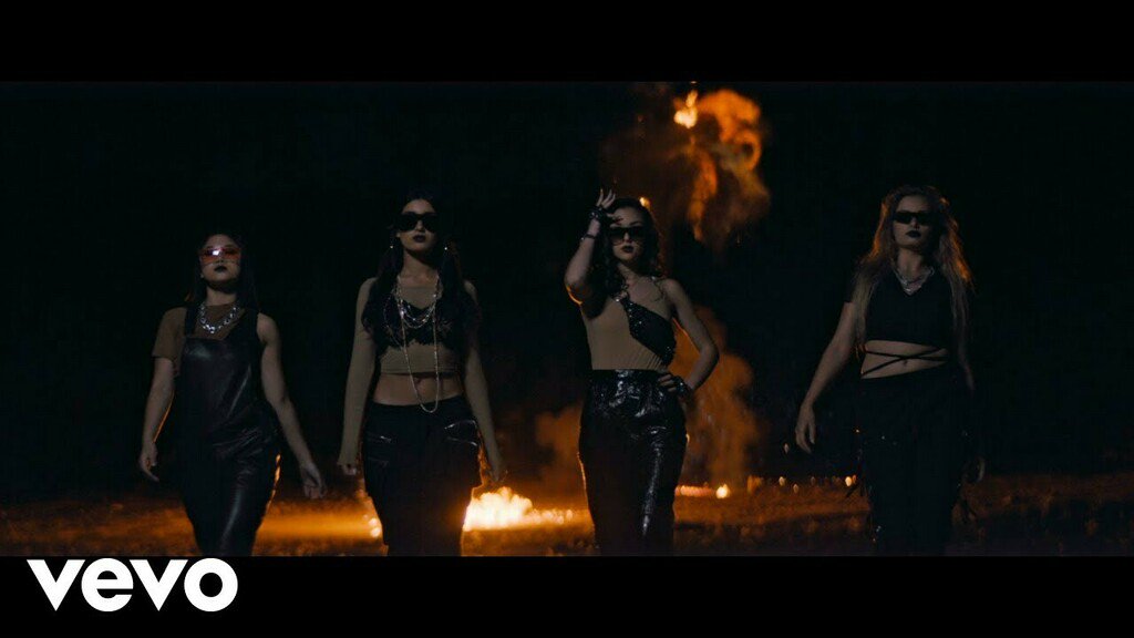 palaisnikaia's tweet photo. #MusicVideoTime
Elle est la toute dernière à avoir rejoint notre programmation 2020 🔥
Eva Queen // 15 février 2020
Locations ouvertes 🎫 https://t.co/OyYBOG5yBz https://t.co/Yr3toj8gtt https://t.co/ac9NwaAxop