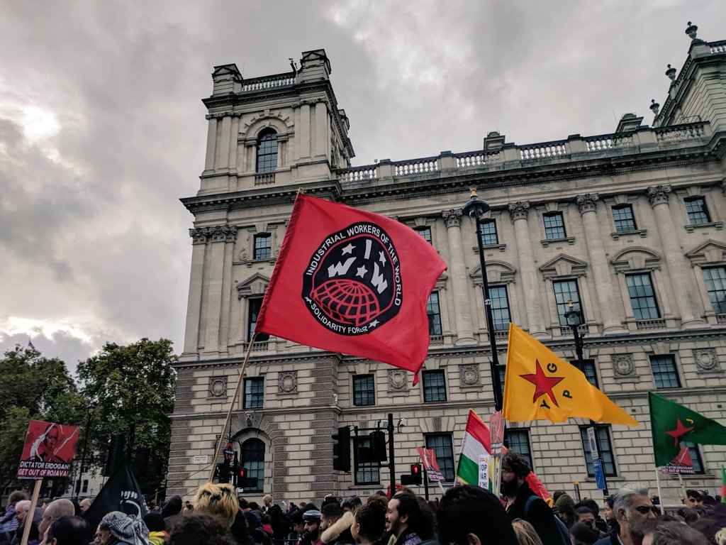 IWW_Europe's tweet photo. The Industrial Workers of the World condemns the invasion of North-East Syria by the Turkish State, and calls on all trade unionists to support the revolution in any way they can.
https://t.co/deu7ECoGZe https://t.co/LEUWffZmOQ