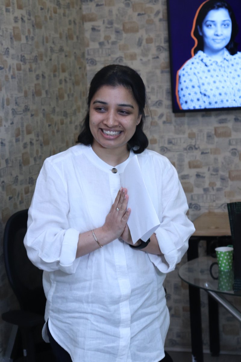 OneCoWork's tweet image. Drumrolls 
Here's a little sight of the Episode-3 of the UnFlop Show with the lady herself- Monica Gupta! We're glad to have some of the finest stories of struggles and commendable hustle.

#OneCoWork #WorkTheWayYouLove #TheUnflopShow