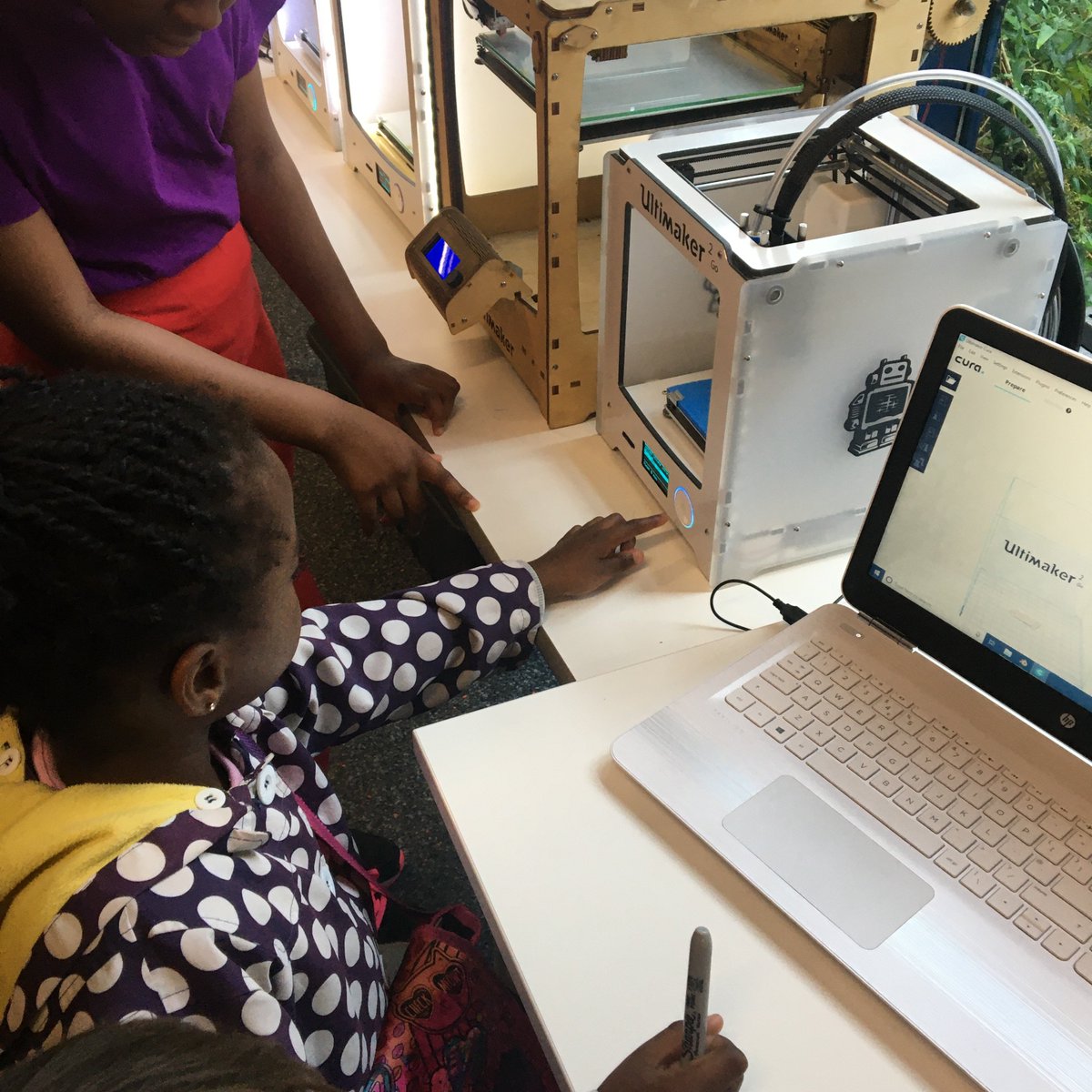 WittyDitDesigns's tweet photo. WOW! What a fab day at #marcusgarveylibrary on Saturday. Lots of little tech-heads and makers came to make their #Halloween bookmarks, do #Digital sculpting and print 3D name tags. Thanks to #createeducation whtv & video for their support.
#3dprinting #makerspace #tech https://t.co/JsxEIQrhN9