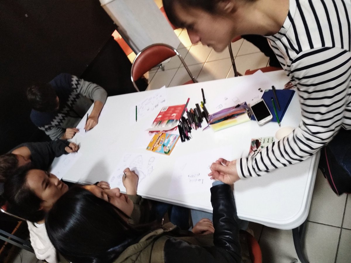 AntoineVTlse's tweet photo. [🎬 festival Les #Animés à #Aucamville]
🔊Journée #workshop pro ⚙️ à destination des filières #animation et #art de la métropole
📽️ 3 ateliers #dessin 3D, #stopmotion &amp; papier découpé sur le thème #CodeAlimentation 🍽️🥕🍅 prochaine expo @QuaiDesSavoirs avec @ScienceAnim #QDSHLM https://t.co/2NNAjMA3mS