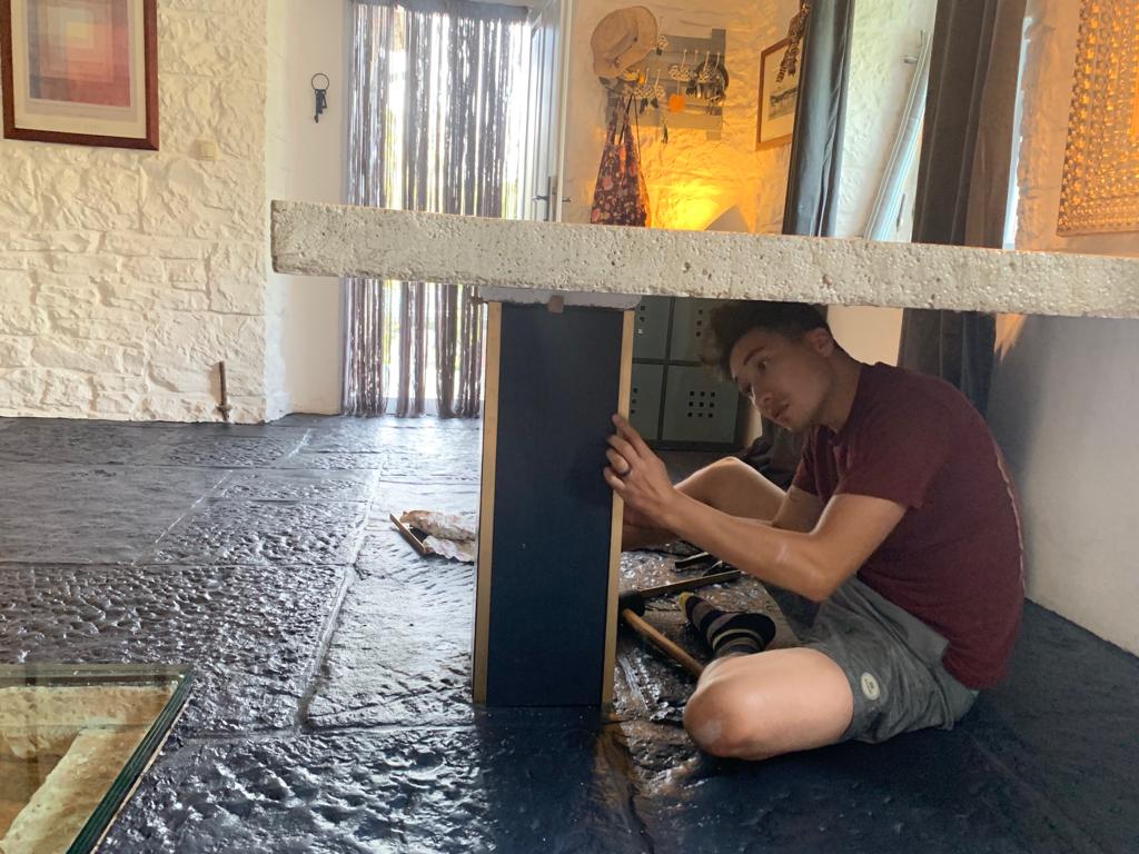 WeAreLifeStyles's tweet image. Putting the finishing touches to the #concretetable. #Resin applied and now all beautiful &amp;amp; shiny. Plinth wrapped in wood which we've painted #navyblue, to match the floor, and finished off the edging with gold sprayed profile strips. Looking 💯% - super happy with it :)