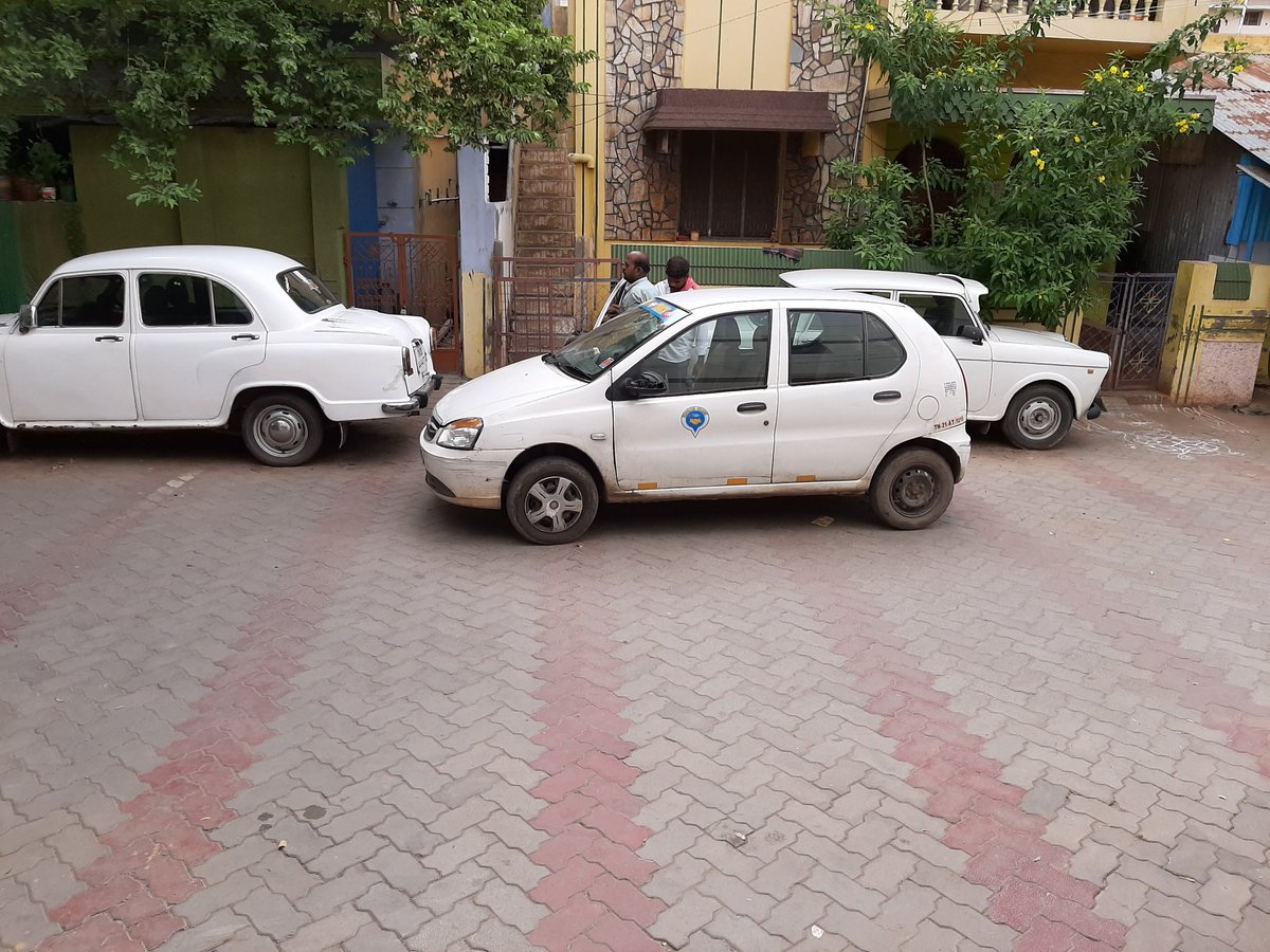 Alagu95's tweet photo. Like live telecast... Next vehicle for service... @CPCB_OFFICIAL @Maduraidistpol1 @Mdu_CityPolice #SaveMadurai https://t.co/dCVMdCPARw