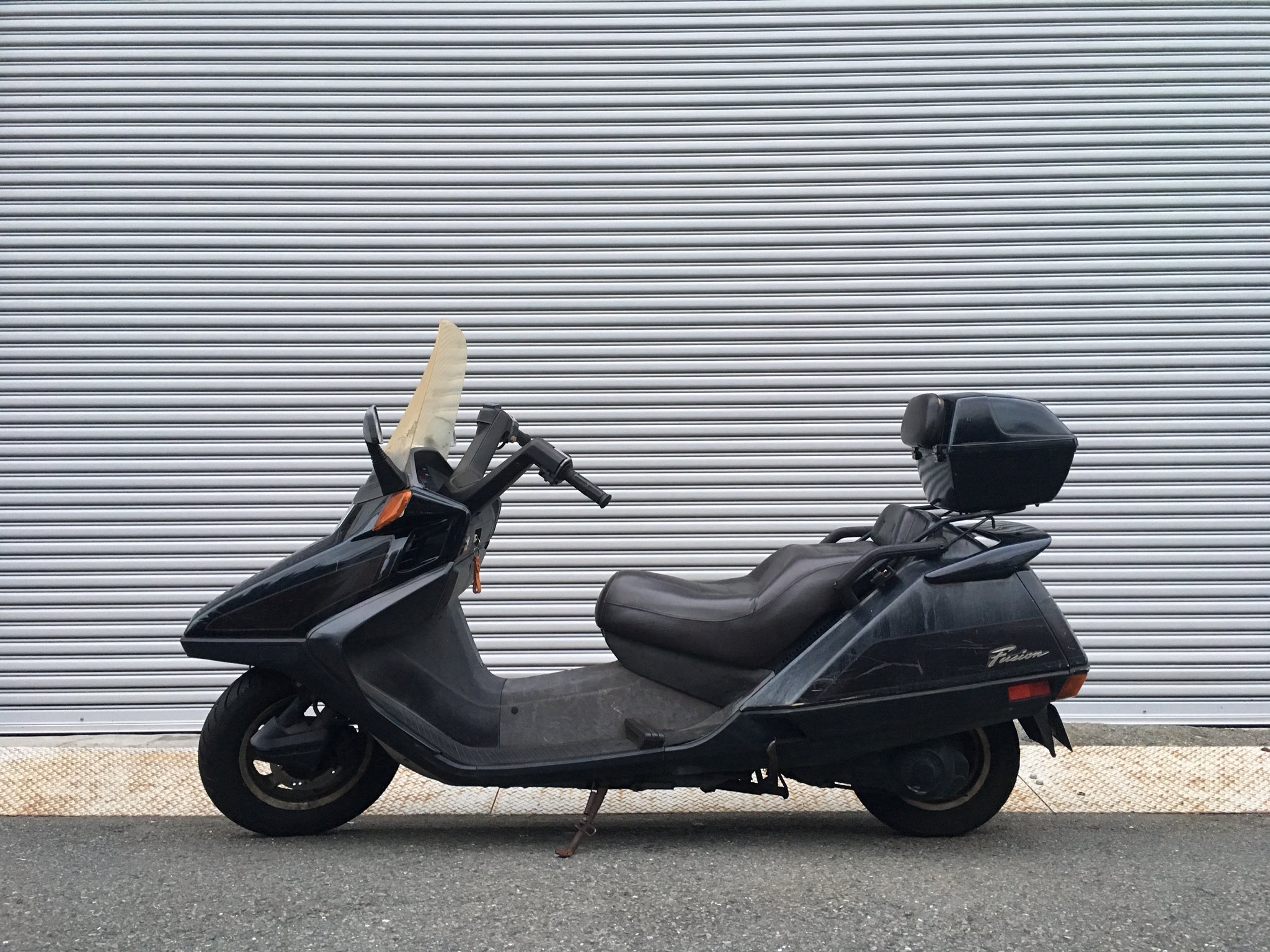 シュガー Twitter पर 一番かっこいい Fusion Fusionse Honda 94年式 1000台限定 リアボックスの鍵なくして開かない T Co Uy1kustozg Twitter シュガー Twitter पर 一番かっこいい Fusion Fusionse Honda 94年式 1000台限定 リアボックスの鍵なくして開かない T Co Uy1kustozg Twitter