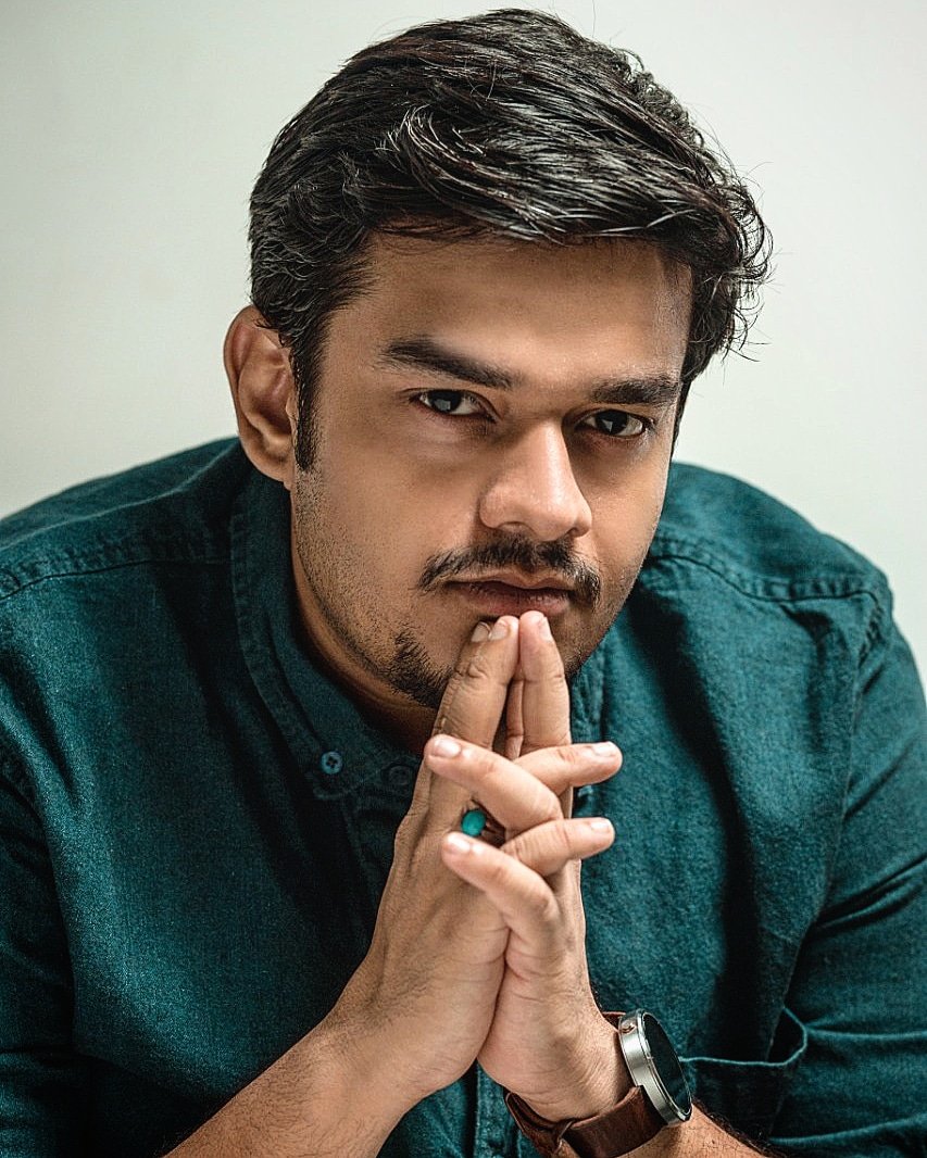 I have great personality traits or as my doctor calls them symptoms 😝🤓
#MojizHasan