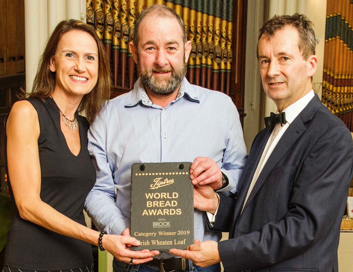 DukeSchomberg's tweet photo. Well done John Agnew of β¦@annspantrylarneβ© on winning β¦@breadawardsUKβ© β¦@Food_NIβ© for Irish Wheaten Loaf #tastethegreatness #@tastetheisland #lovelocalfood https://t.co/wbMbtKOq57