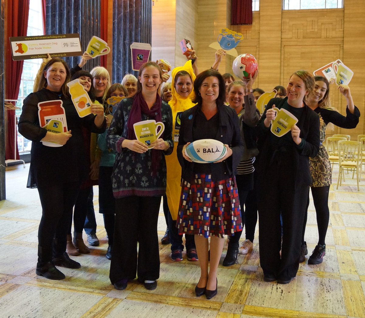 TWO days to go until #IFTTC2019. We are delighted <a href="/walesintheworld/">Welsh Government International 🏴󠁧󠁢󠁷󠁬󠁳󠁿</a> launched the event with us and will be a keynote speaker at the conference. 

“I am delighted that as the world’s first Fair Trade Nation, Wales was chosen to host the IFTTC" 

fairtradewales.com/trailblazing-w…