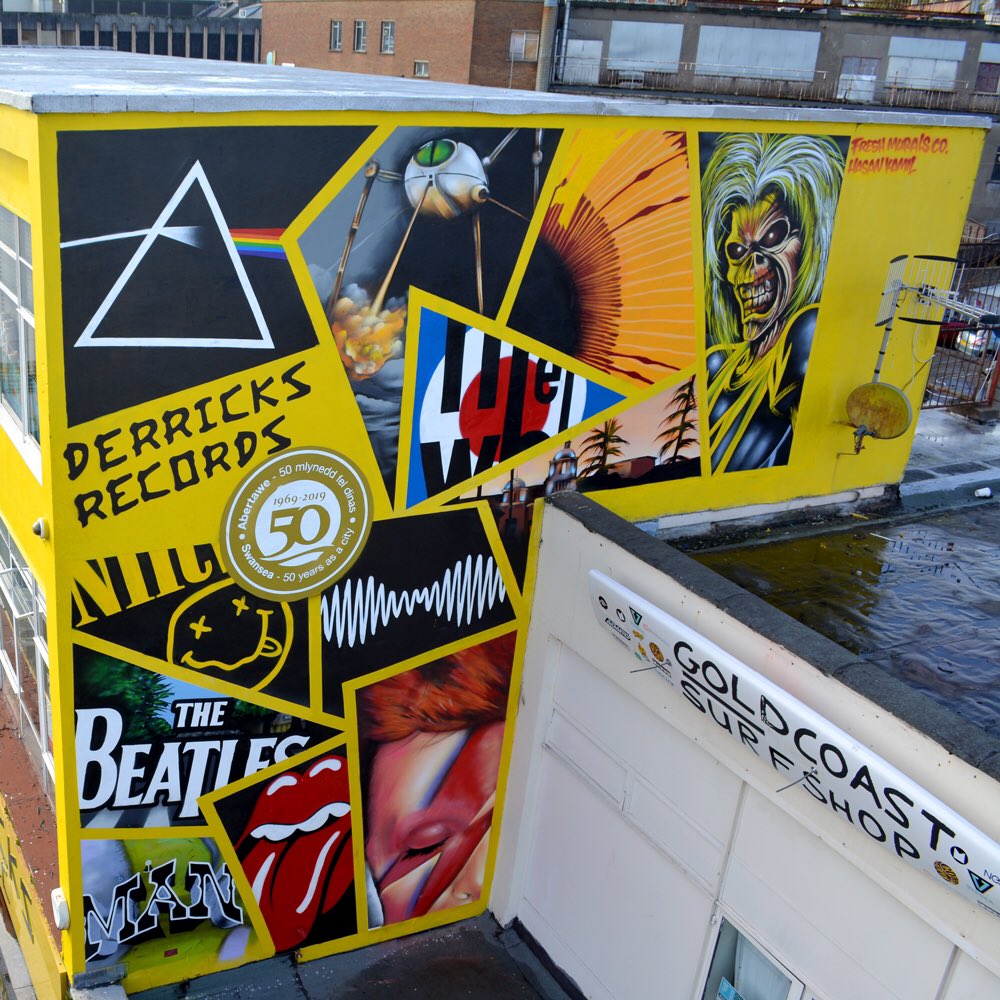 jameskenning's tweet photo. I've recently been helping @FreshCreativeC0 consolidate their numerous accounts into one profile for each platform. Give them a follow to check out their next level murals (like this one for Derricks Swansea), and much more. The crew kills it! #FreshCreativeCo #Mural #Swansea https://t.co/i5TXzGWiG6