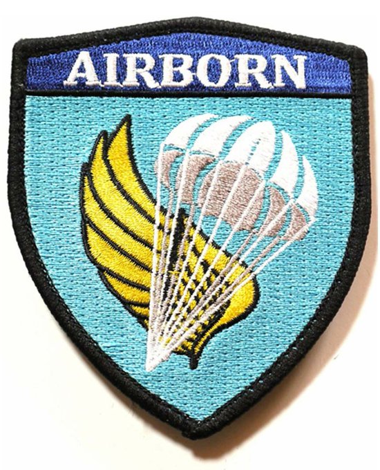 元陸上自衛隊でレンジャー部隊の空挺師団に所属だった人と話す機会があってちょっとお話させてもらったけど、重火器の扱いから戦闘術に様々な資格の所持などその専門性や特殊能力に驚くばかり&hellip;自衛隊は国家ヤクザで一般社会では何の役にも立たないと謙遜されてたけどメチャ人としての能力は高いよね😊<a href="/tag/model"class="tags"><span>#model</span></a><a href="/tag/art"class="tags"><span>#art</span></a><a href="/tag/japan"class="tags"><span>#japan</span></a><a href="/tag/japanese"class="tags"><span>#japanese</span></a><a href="/tag/drawing"class="tags"><span>#drawing</span></a><a href="/tag/instagram"class="tags"><span>#instagram</span></a>