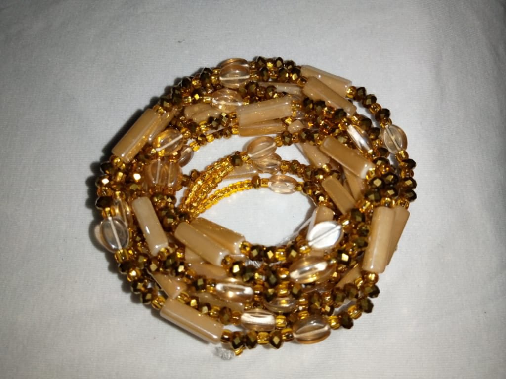 beadsofnonation's tweet photo. By popular request we have in stock classy women waist beads. Prices differ with design and waist size. Order yours now 😉 #BeadsOfNoNation https://t.co/3Xl0hlJNfU