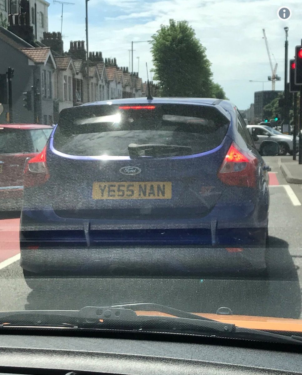 UKNoContext's tweet photo. when your nan gets the biscuit tin out https://t.co/xRKNR7x6b8