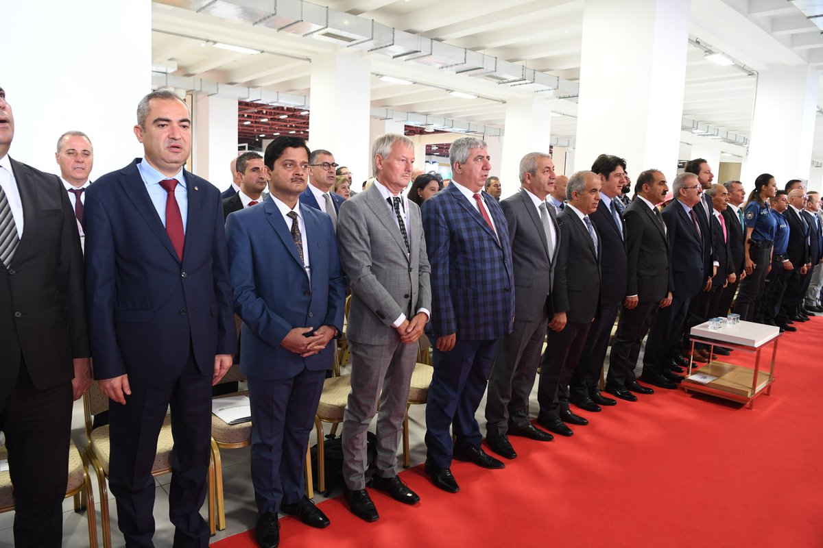 Meclis Başkanı Süleyman Özer, Yönetim Kurulu Başkan Yardımcısı Cihangir Deniz ve Yönetim Kurulu Üyeleri Mustafa Ayanoğlu ile Hüseyin Eroğlu, Antalya Valimiz Münir Karaloğlu'nun katılımıyla gerçekleştirilen Interfresh Eurasia Fuarı'nın açılış törenine katıldı.