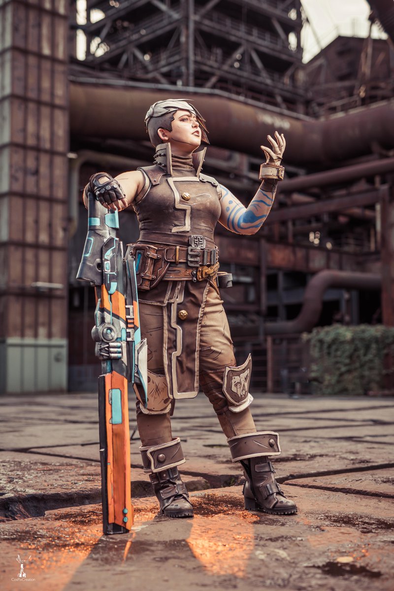 2KNederland's tweet photo. Bezoek dit weekend op @rtmgamesweek onze stand en ga op de foto met deze #Borderlands cosplayers, scoor vette goodies, zet een Borderlands (fake) tattoo en nog veel meer! 

Ben jij dit weekend te vinden in Ahoy?⁠ 🥳 https://t.co/Uyh8GQvFyW