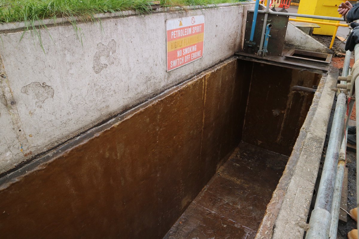PowerthermCS's tweet image. #PowethermCS onsite at #InterTerminals implementing our Industrial &amp;amp; Specialist Coatings Service on this interceptor pit. For more info: powerthermcontracts.co.uk
.
.
.
#PowerthermProjects #InterceptorPit #Painting