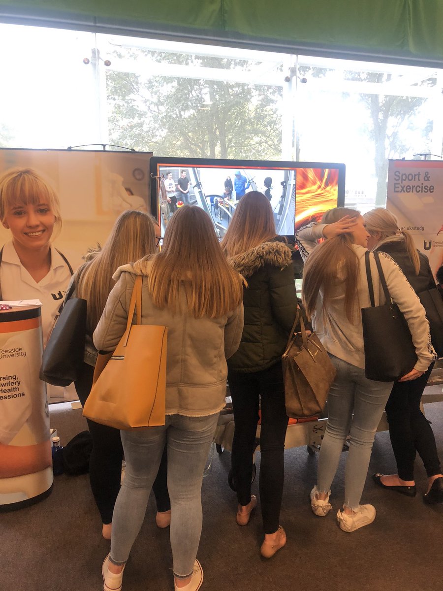 rness_ness's tweet photo. @TeessideUni today with our wonderful students from @hartlepoolfe for Open Day, we love this place 🤩🤩 #HigherEducation #TeessideUniversity #Opendays2019 #TransformingLives #loveourcollegesweek https://t.co/CZV6ec6x3K