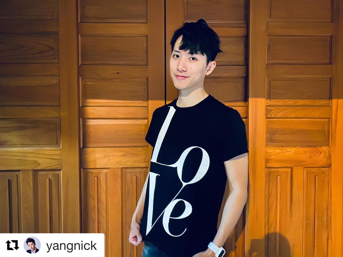 MariQ78373271's tweet image. 今日は世界食糧日。
外食も自炊も残さず食べてください。
食べ放題でも食べ切れる分を取ってください。
私達は食べ物を捨てる時、世界中に飢餓で亡くなる人がいます。
LOVE the world 🌎 

#watchhungerstop
#michaelkors
#徐鈞浩
#楊孟霖
#曹晏豪