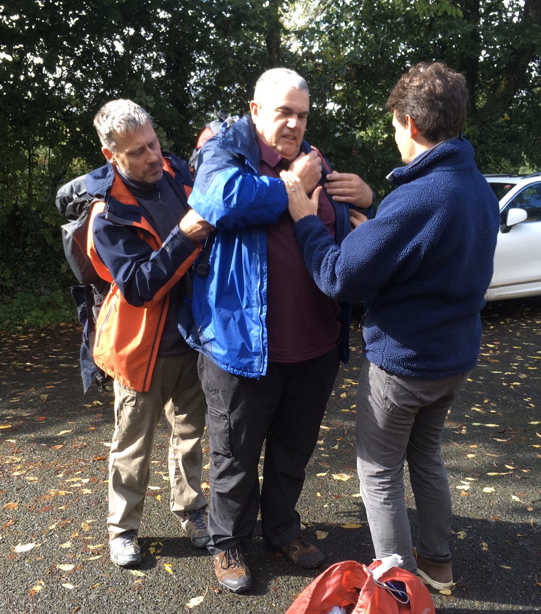 VIXON_Climbing's tweet photo. A complete mix of weather for our latest 16hr Outdoor First Aid Course on #Dartmoor. The group dealt with sun ☀️, wind 💨 and rain 🌧 like pros though 🙌👍👏 Congratulations to all! 😊 The last courses of 2019 will be on the 19/20 November &amp; the 10/11 December. #Devon #FirstAid https://t.co/xakdnJ52Oo