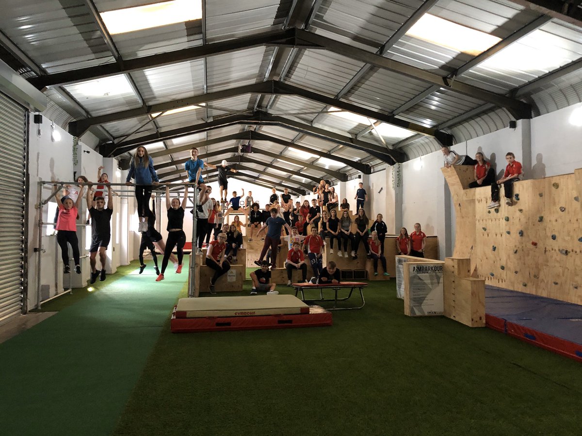 Absolutely amazing morning!!! Thank you so much to <a href="/aimsportsuk/">AiM Sports Academy</a> for hosting us for our #activ8 rewards trip!! #saints 💪🏻🔥